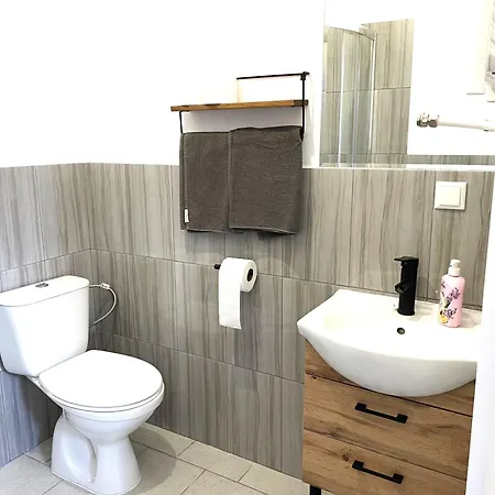 公寓式酒店 Pokoje Pod Debem